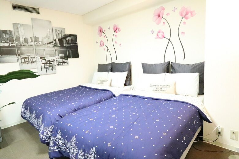 Apartamentos Cv House