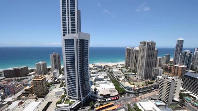 Cavill Avenue Luxury Private Apartments