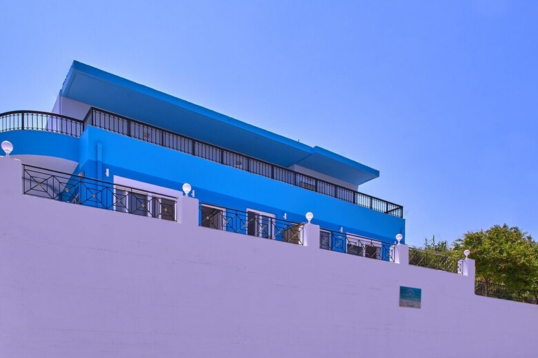 Villa Lake View Suites