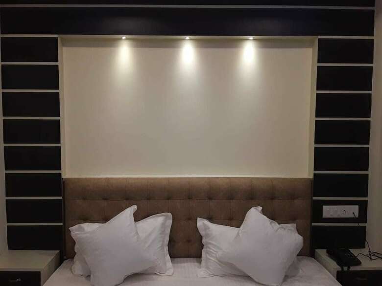 Hotel Blue Bird Nest