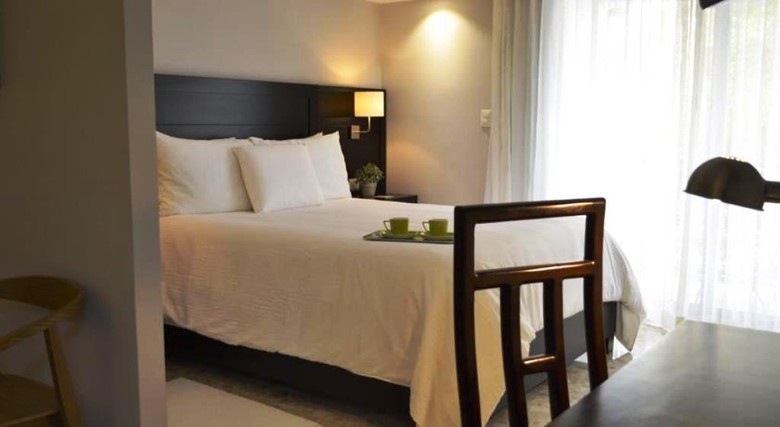 Hotel Plaza Florida Suites
