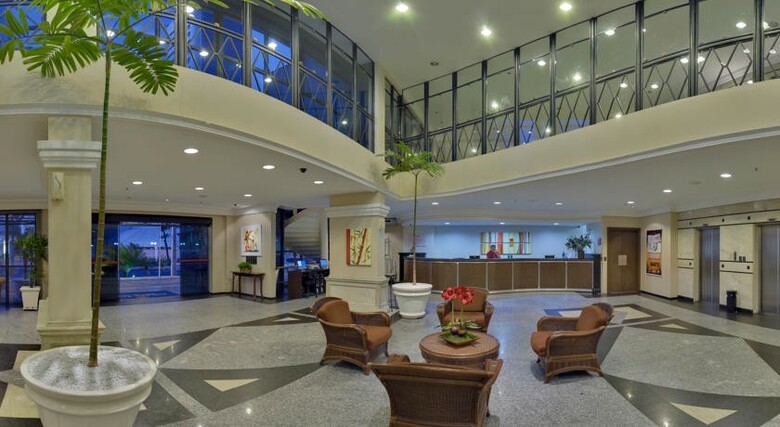 Hotel Tulip Inn Saint Martin