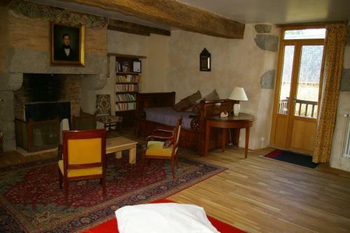 Bed & Breakfast Chambre D'h�tes De Pirieuc