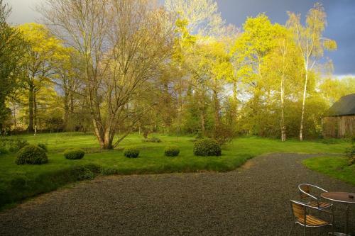 Bed & Breakfast Chambre D'h�tes De Pirieuc