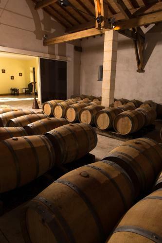 Hostal Les Cinq Sens Du Ch�teau Mayne Lalande
