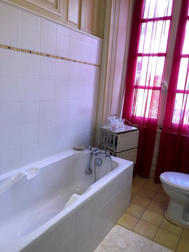 Hostal Manoir De Roz Maria