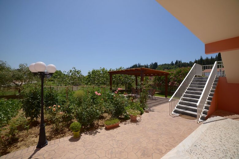 Apartamentos Megali Beach Nikos