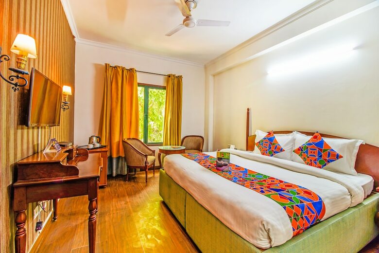 Fabhotel Bax