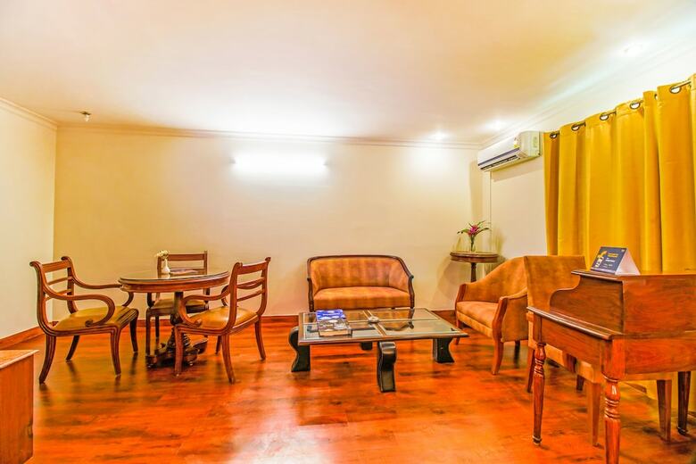 Fabhotel Bax