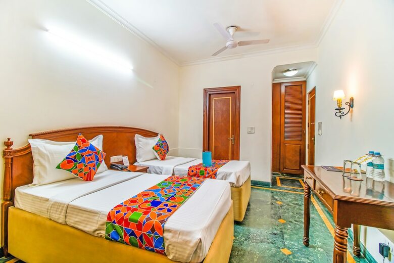 Fabhotel Bax