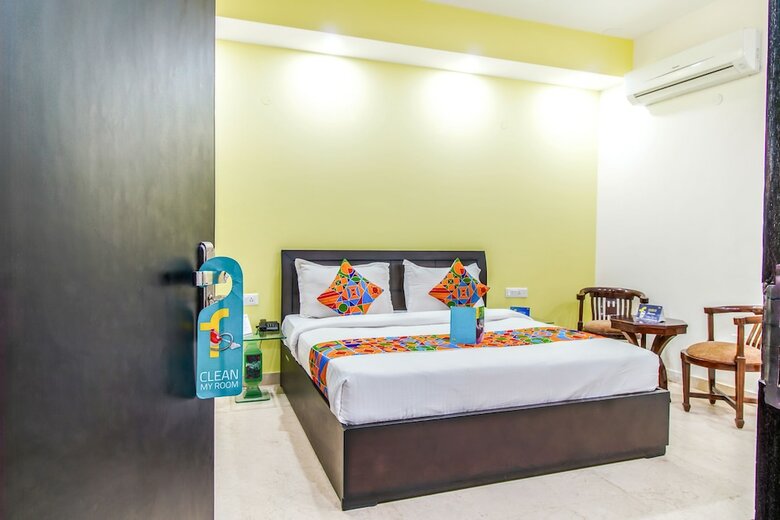 Fabhotel Dhairya Residency
