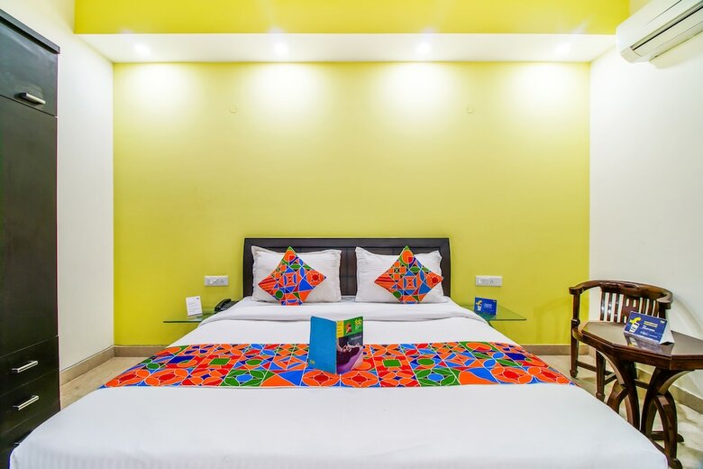 Fabhotel Dhairya Residency