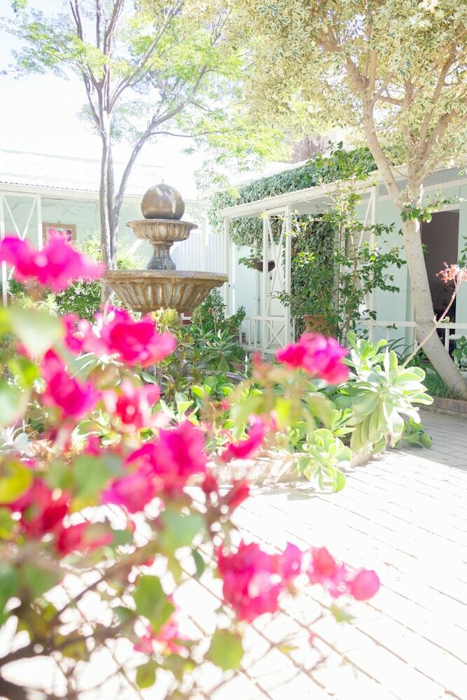 Hotel Adley House Guesthouse