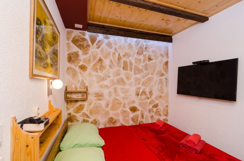 Hotel Eddie�s Sea View Rooms