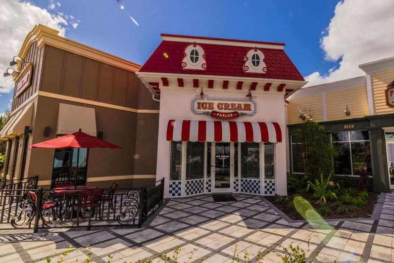5br Town Home In Festival