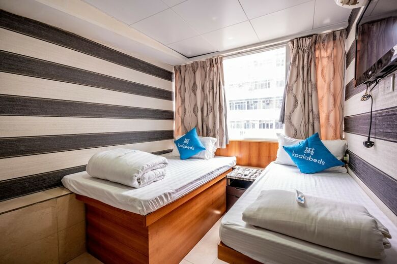 Hostal 8 Days Boutique Hotel