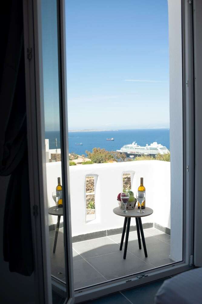 Aparthotel Petra Mykonos Studios & Suites