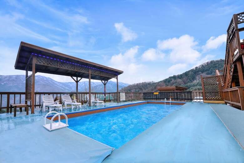 Gapyeong Areummaru Pension