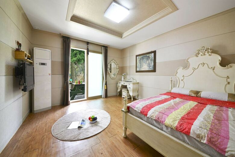 Geoje Daon Pension