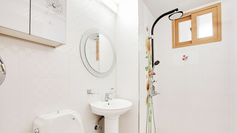 Apartamentos Geoje Oceancaptain Pension