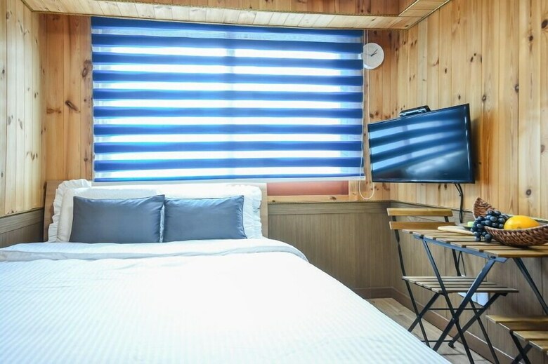 Geoje Santorini Pension