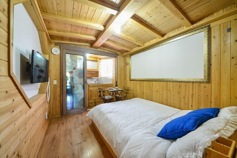 Geoje Santorini Pension