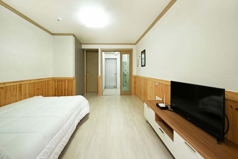 Samcheok Sunny Pension