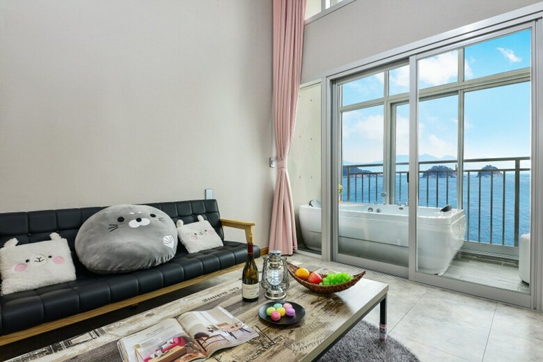 Yeosu Feeling Pet Pension