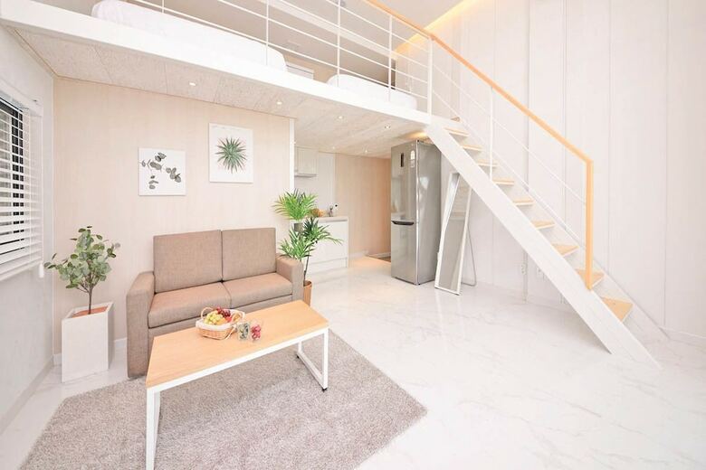 Apartamentos Yeosu Alamer Pension