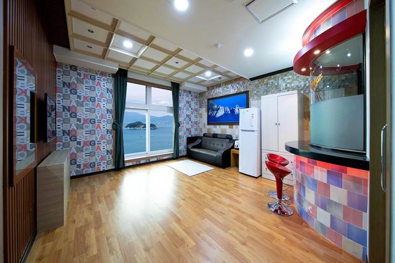 Apartamentos Yeosu The King Pension