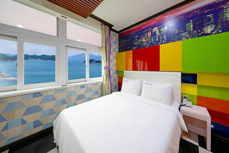 Apartamentos Yeosu The King Pension