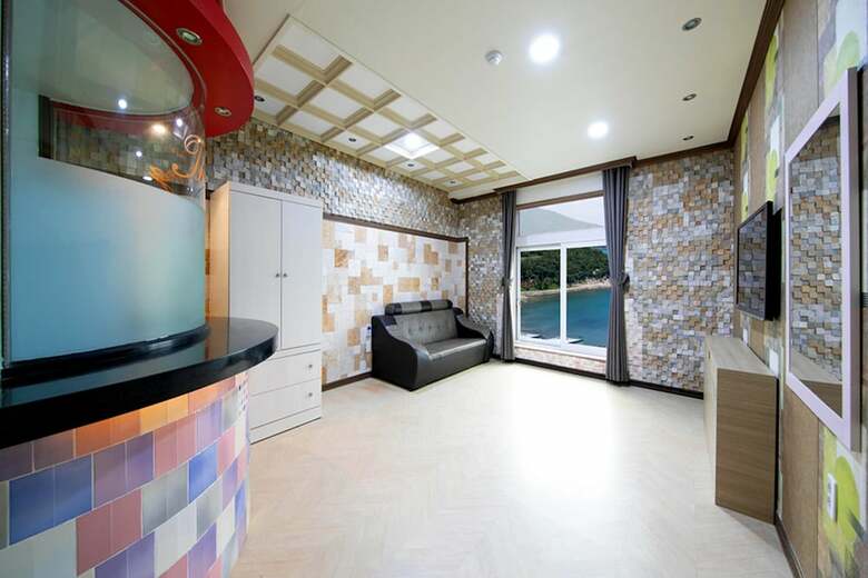 Apartamentos Yeosu The King Pension