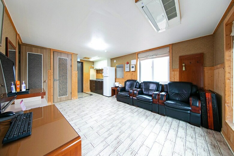 Apartamentos Yeosu The King Pension