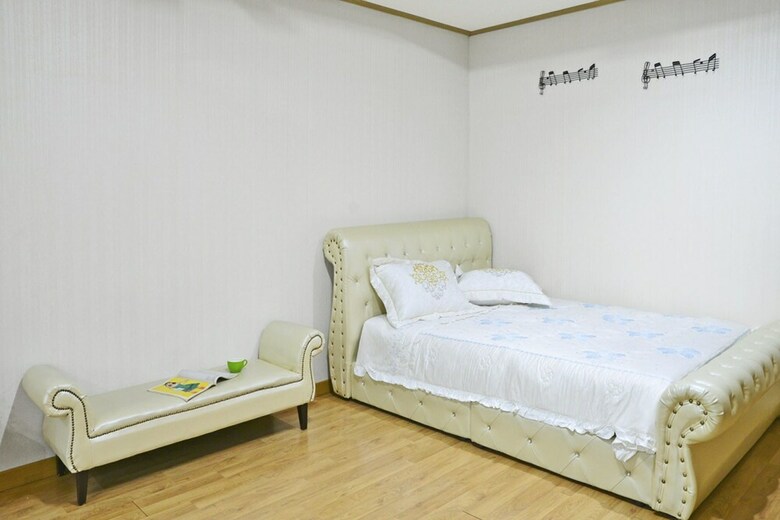 Pension Tongyoung Macalops