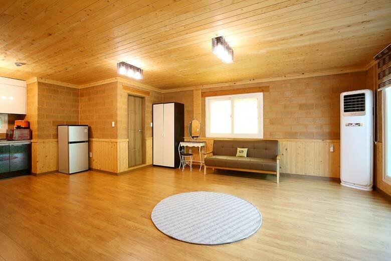 Pension Hongcheon Stone Brown