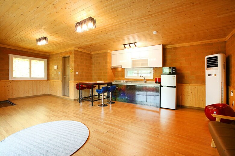 Pension Hongcheon Stone Brown