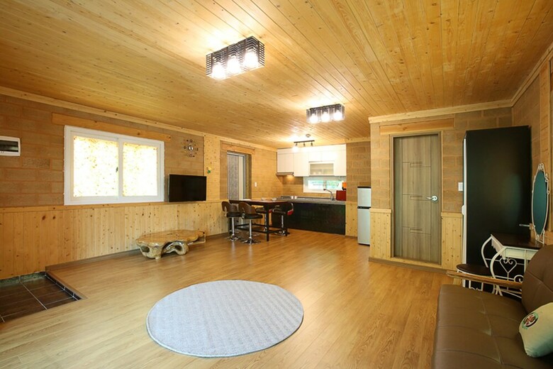 Pension Hongcheon Stone Brown