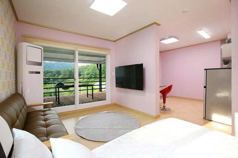 Hongcheon Stone Island Pension