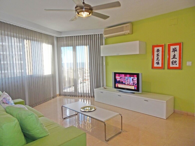 Apartamentos Almirante 3�