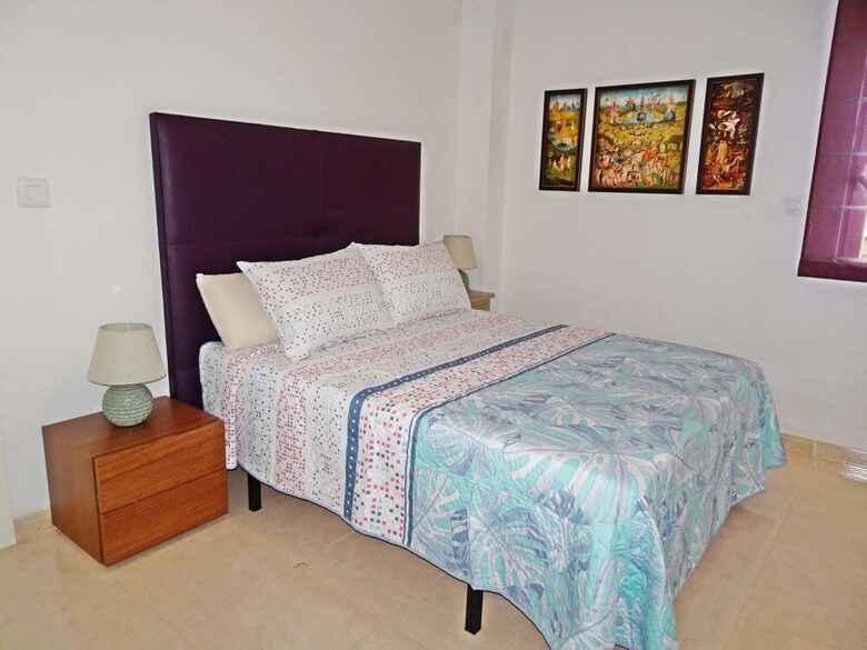 Apartamentos Almirante 3�