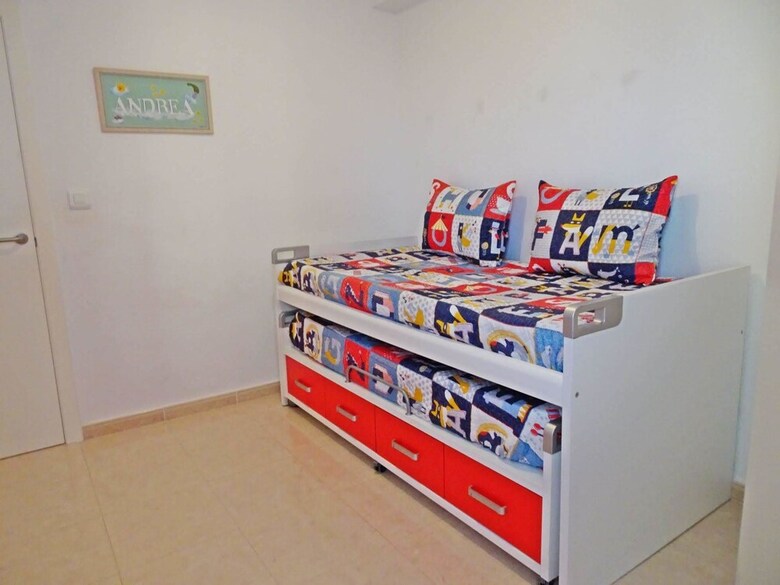 Apartamentos Almirante 3�