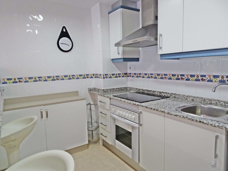 Apartamentos Almirante 3�