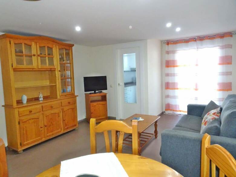 Apartamentos Capri 1� - 2� - 6�
