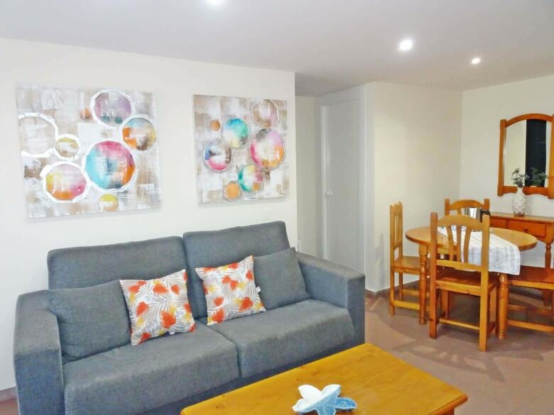 Apartamentos Capri 1� - 2� - 6�