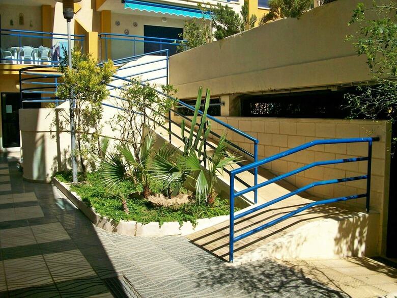 Apartamentos Devesa Park - 9� ?(S�lo Familias)