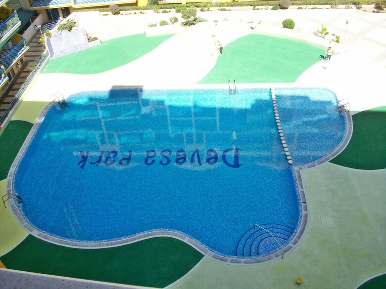 Apartamentos Devesa Park - 9� ?(S�lo Familias)