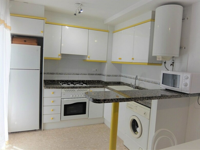 Apartamentos Diana 5� - 9�  (S�lo Familias)