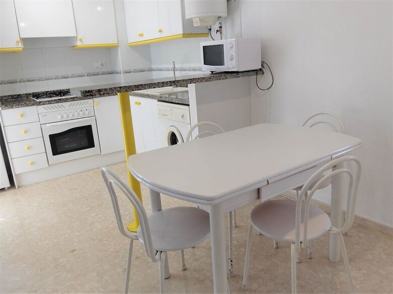 Apartamentos Diana 5� - 9�  (S�lo Familias)
