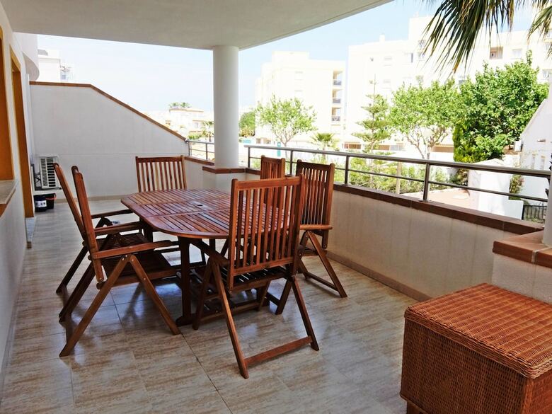 Apartamentos Poligono 9 - Escalera A - 1�