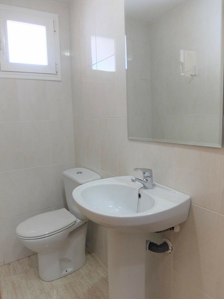 Apartamentos Poligono 9 - Escalera A - 1�